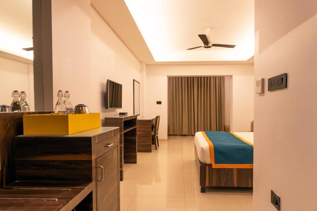 Hotel Zone Connect By The Park Parra Goa Andžuna Exteriér fotografie
